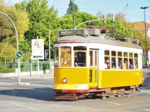 Elétrico 28: Dicas Para Andar No Bondinho Mais Famoso De Lisboa ...