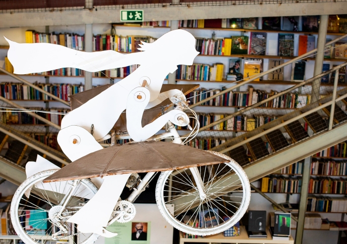 Livraria Ler Devagar Lisboa