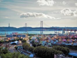 Cemitério dos Prazeres, em Lisboa.